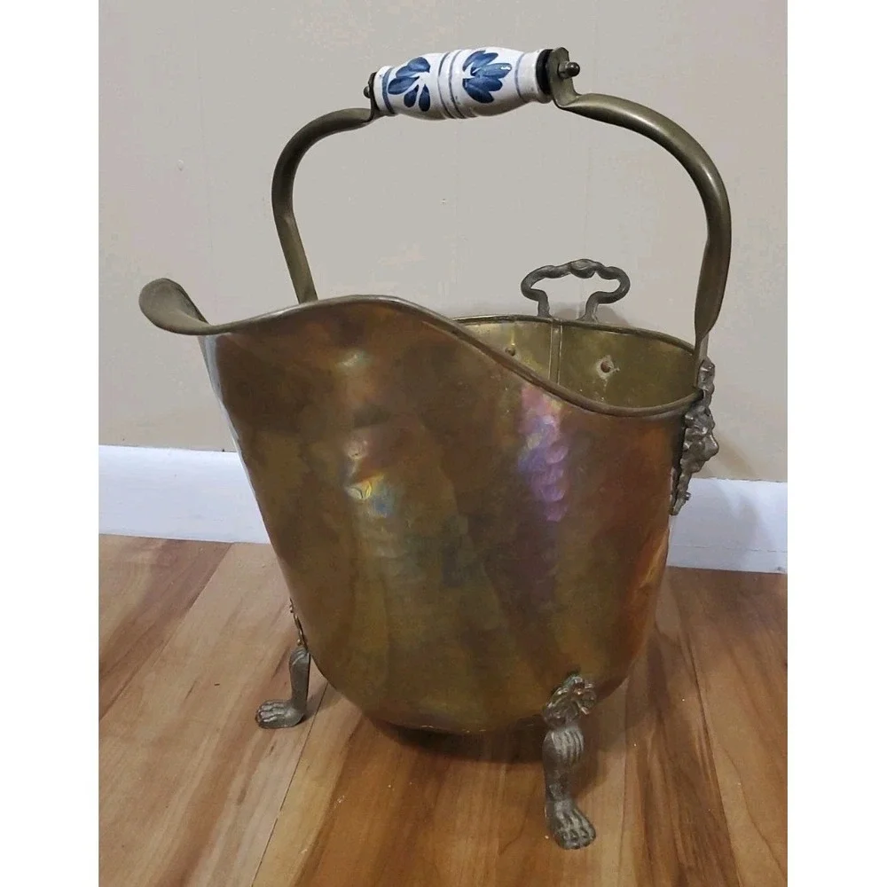Vintage Brass Coal Scuttle‎ Bucket Lion Head Claw Feet Ceramic Handle